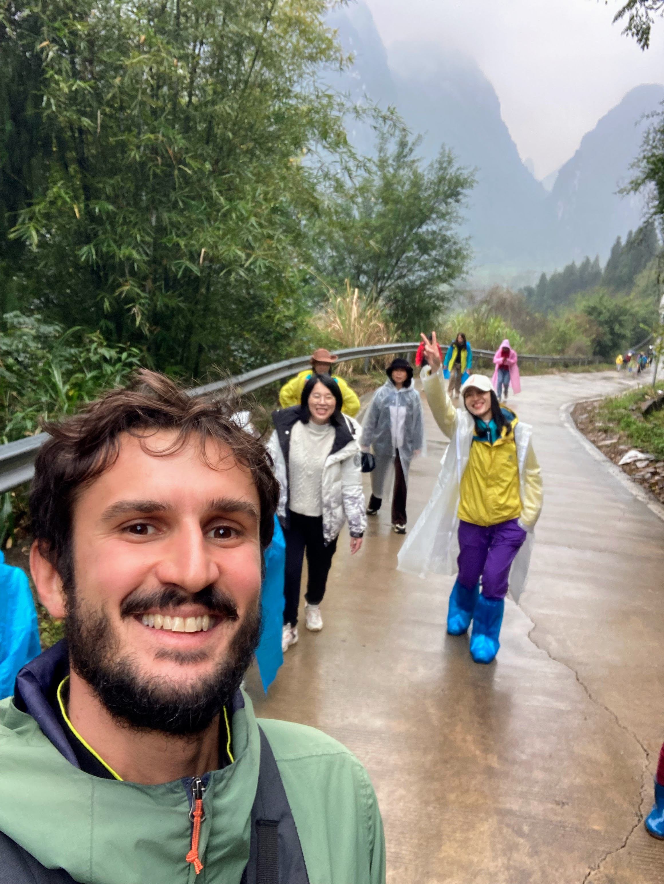 Lele with a Chinese group of hikers